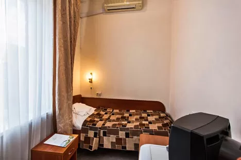 Номер 2-местный стандарт с раздельным размещением (малая комната) в санатории Бештау города Железноводск - фотография